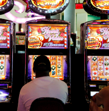 Several ways to cheat slot machines